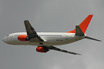 Photo of easyJet Boeing 737-33V G-EZYI (cn 29333/3084) at London Stansted Airport (STN) on 15th August 2005