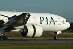 Photo of Pakistan International Airways Boeing 777-240ER AP-BGL (cn 33777/473) at Manchester Ringway Airport (MAN) on 16th September 2005