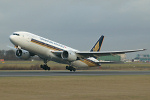 Photo of Singapore Airlines Boeing 777-212ER 9V-SVL (cn 32336/422) at Manchester Ringway Airport (MAN) on 20th January 2006