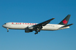 Photo of Air Canada Boeing 767-34AF C-GHPD