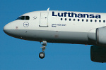 Photo of Lufthansa Airbus A320-214 D-AIQA