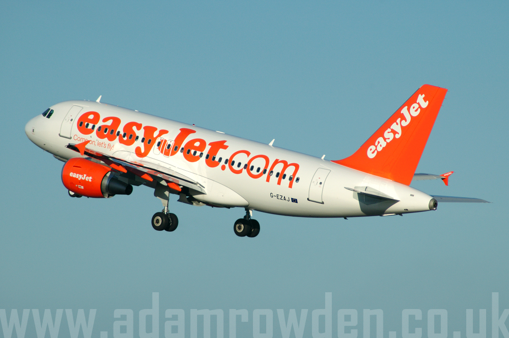Photo of easyJet Airbus A319-111 G-EZAJ (cn 2742) at London Stansted Airport (STN) on 28th April 2006
