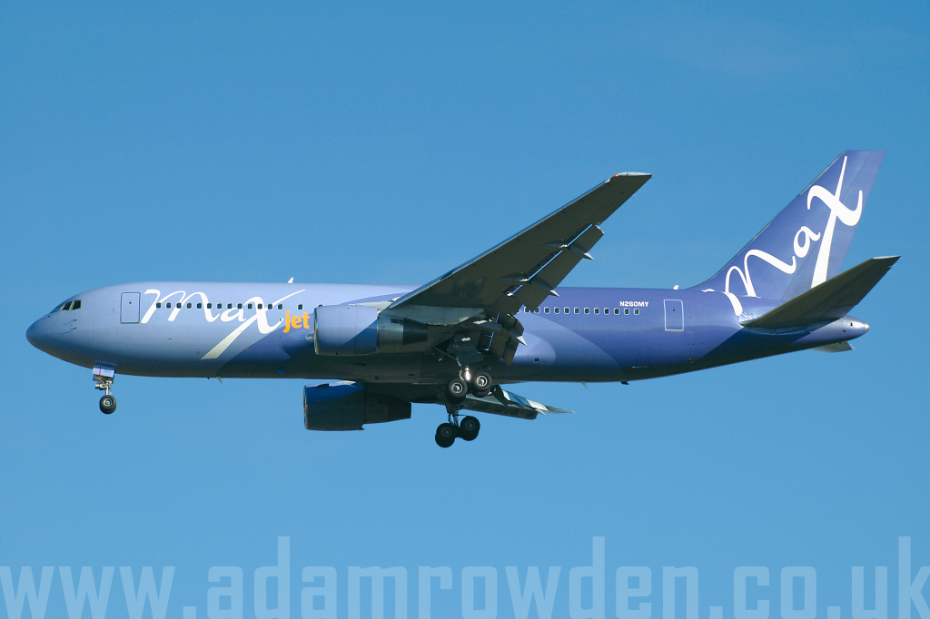 Photo of MAXjet Airways Boeing 767-205EM N260MY (cn 23057/081) at London Stansted Airport (STN) on 10th July 2006
