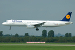 Photo of Lufthansa Airbus A321-131 D-AIRP (cn 564) at Dusseldorf International Airport (DUS) on 6th September 2006