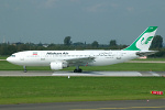 Photo of Mahan Air Airbus A300B4-203 EP-MHG (cn 204) at Dusseldorf International Airport (DUS) on 6th September 2006