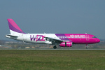 Photo of Wizz Air Airbus A320-232 HA-LPH (cn 2688) at London Luton Airport (LTN) on 26th March 2007
