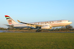 Photo of Etihad Airways Airbus A330-243 A6-EYF (cn 717) at Manchester Ringway Airport (MAN) on 4th April 2007
