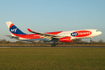 Photo of MyTravel Airways Boeing 757-256 G-OMYT