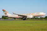 Photo of Etihad Airways Airbus A330-243 A6-EYI (cn 730) at Manchester Ringway Airport (MAN) on 14th May 2008